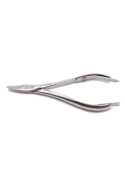 J.B Tatam, TOE SCISSORS Satin