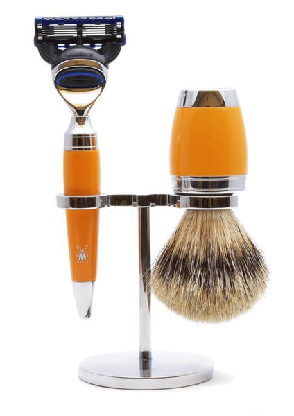 Muhle Stylo Fusion 5 shaving set including stand with silvertip badger shaving brush and Fusion 5 razor with butterscotch handles
