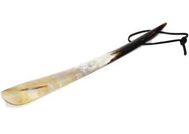 St James Shaving Emporium light coloured shoehorn with pointed tip end